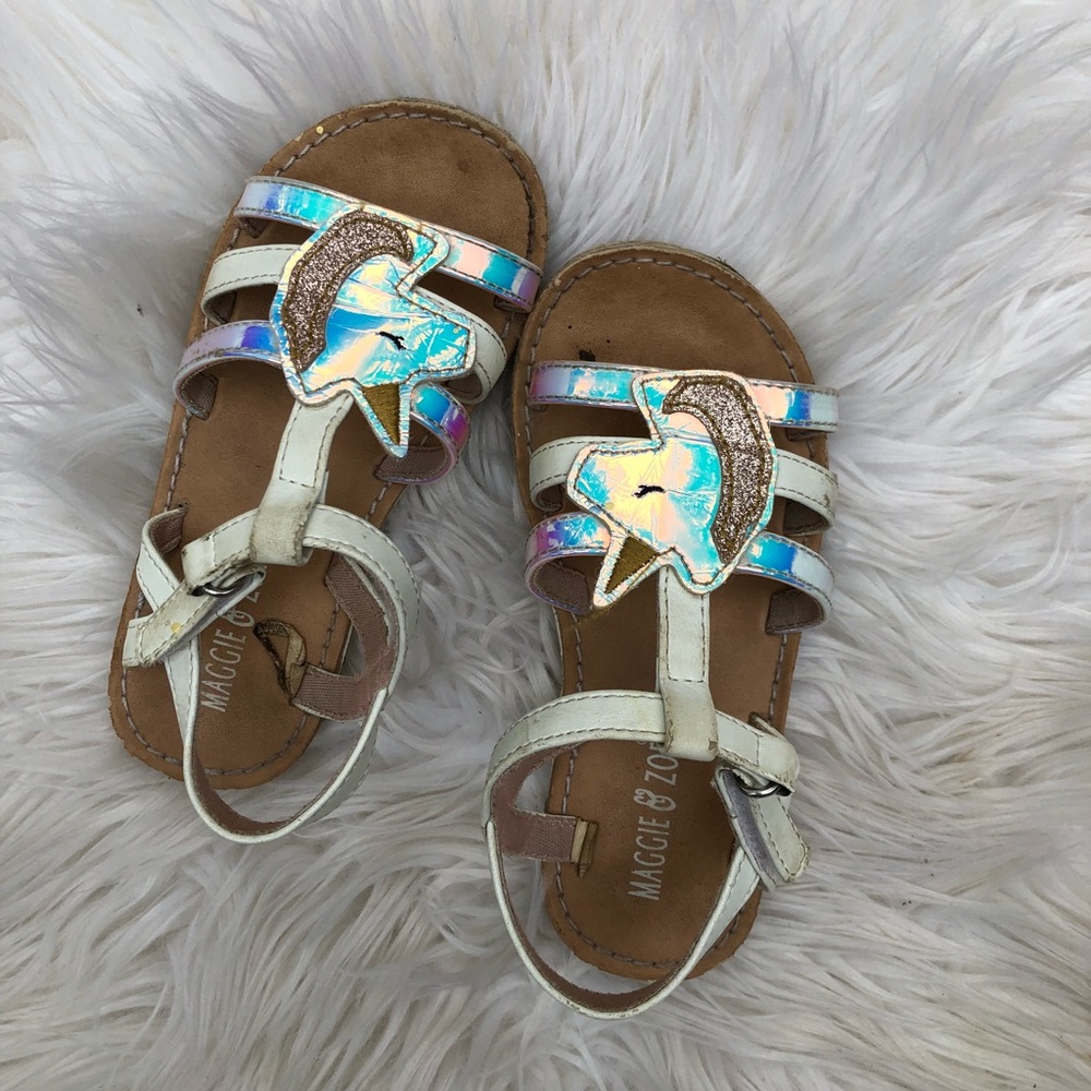 Girls sandals